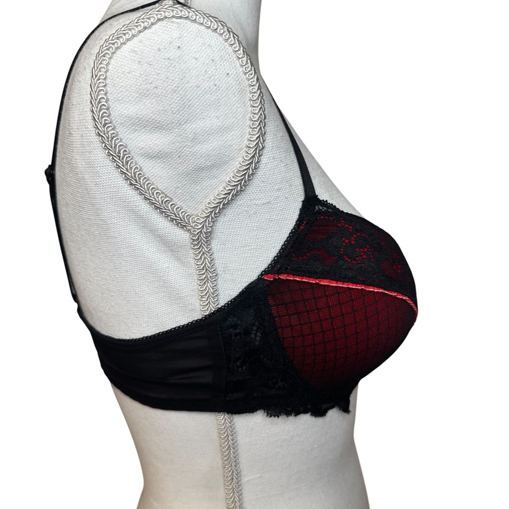 Elegant Lace Black and Red Push-Up Bra by sophie b. Size 36C - Picture 3 of 7